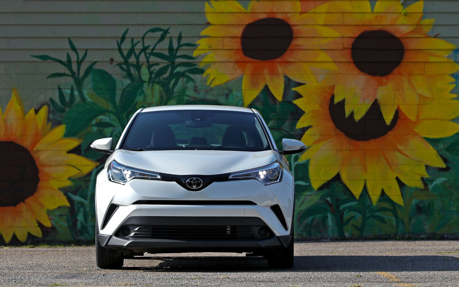 Comparison Toyota Chr Limited 2019 Vs Buick Encore